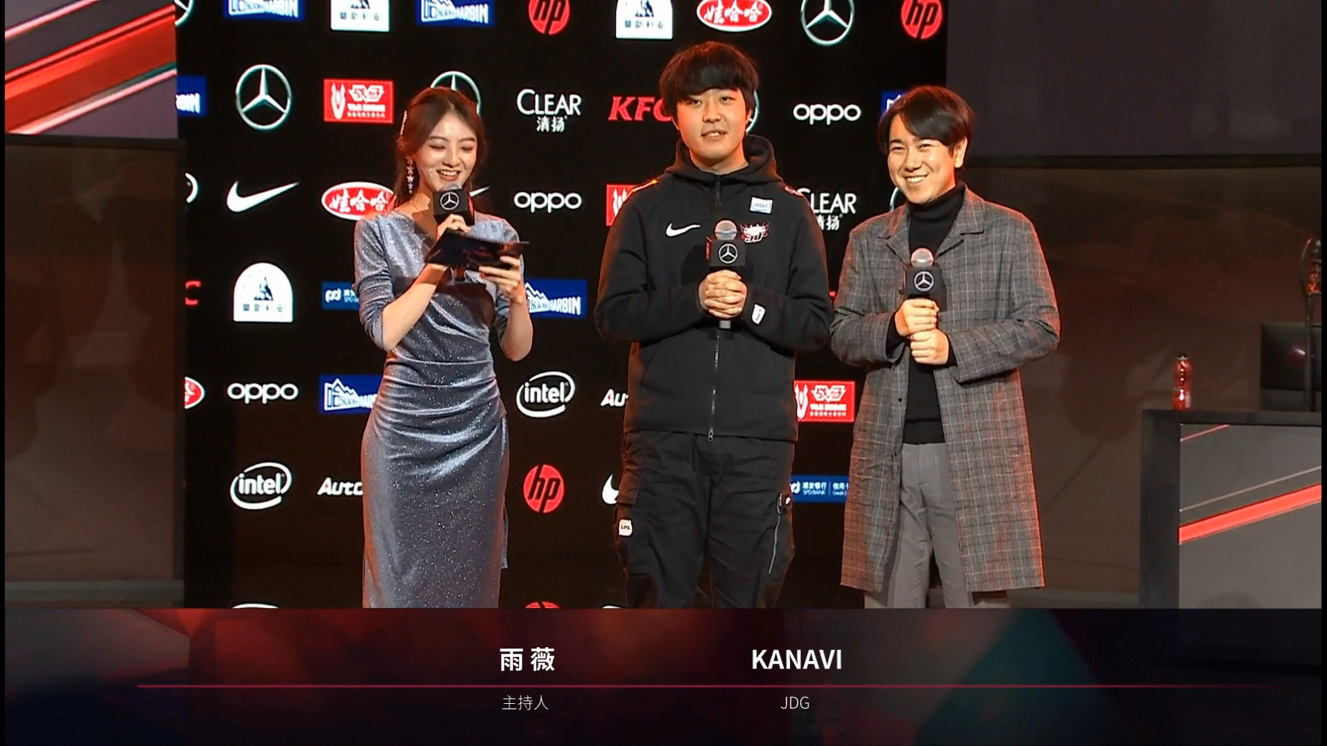 包含即时盘口赛后采访曝光，内幕引发热议的词条