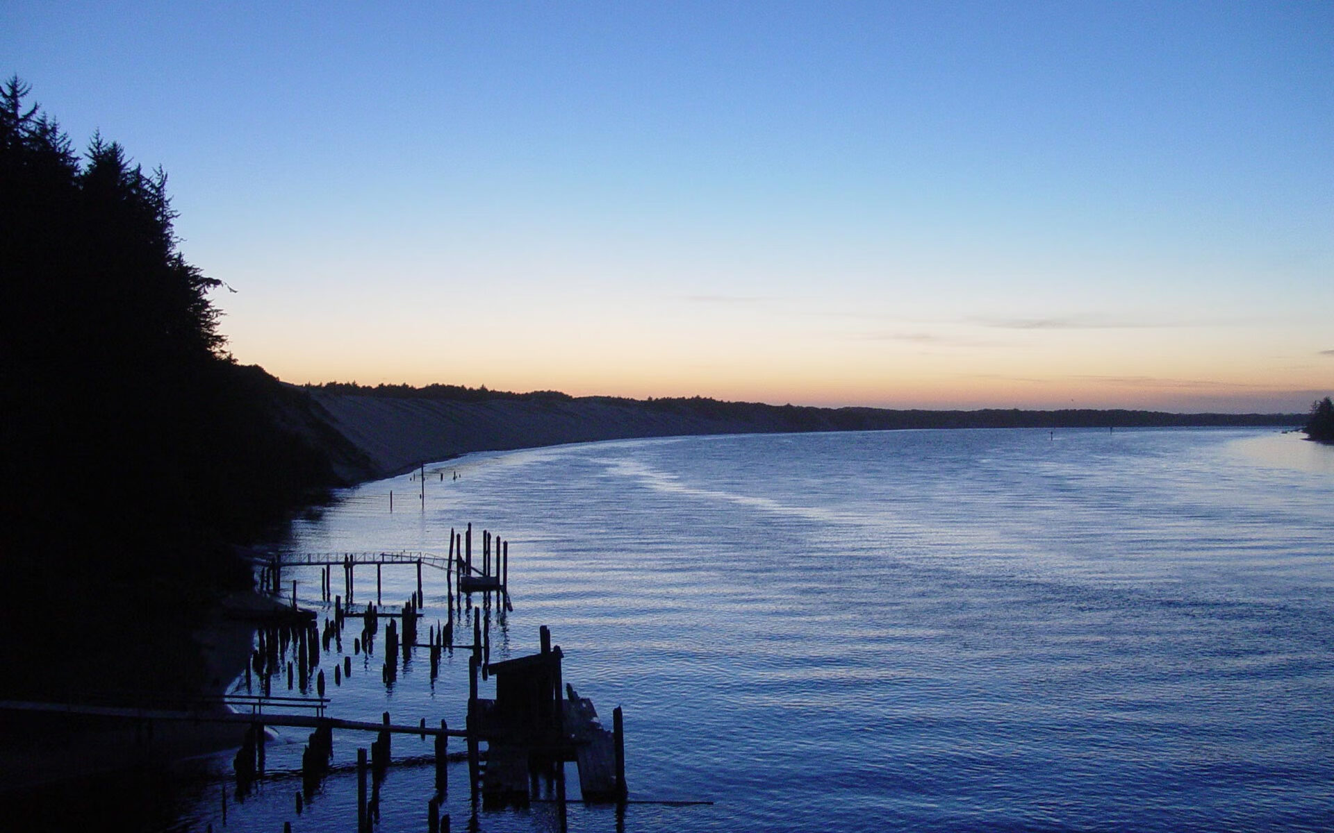 跨界风暴,76人防守哲学锁死尼克斯,塔图姆的英超冠军接管奇迹