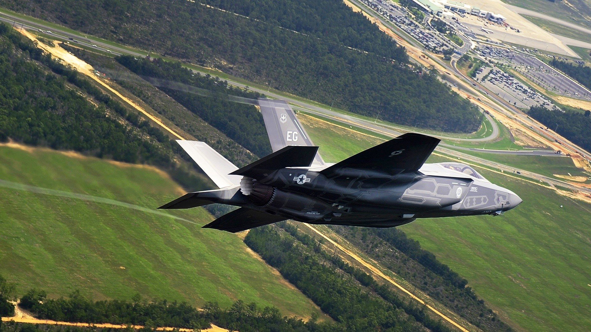 决胜时刻，黄喜灿的冷静与荷兰淘汰马德里竞技的战术智慧