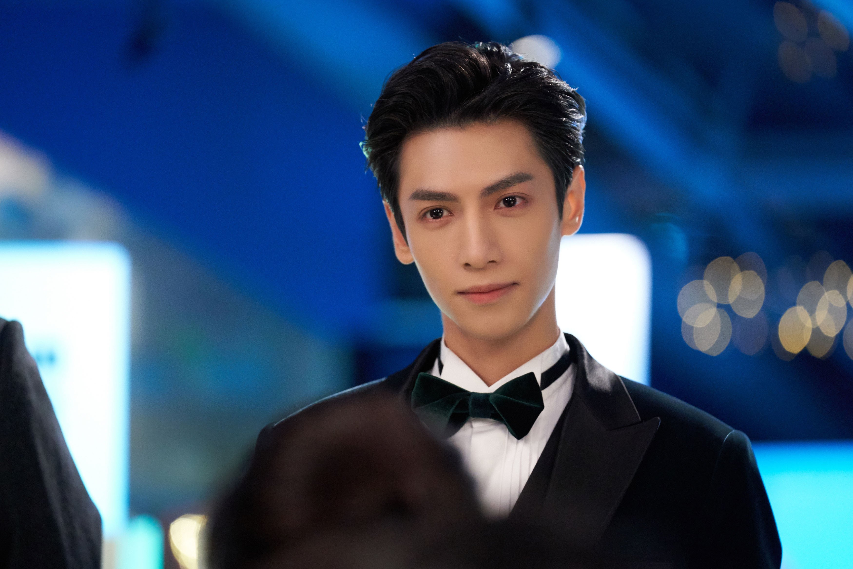 孤星照彻凤凰城，布克季后赛之夜诠释何为无争议最佳