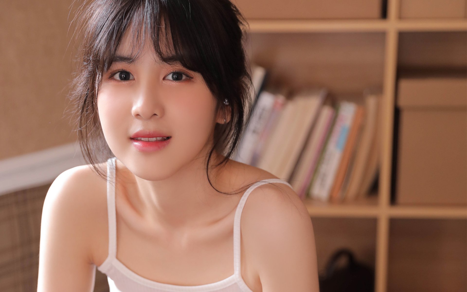 当皇马左闸踩下油门,卡瓦哈尔如何从伯纳乌草坪接管F1街道赛道